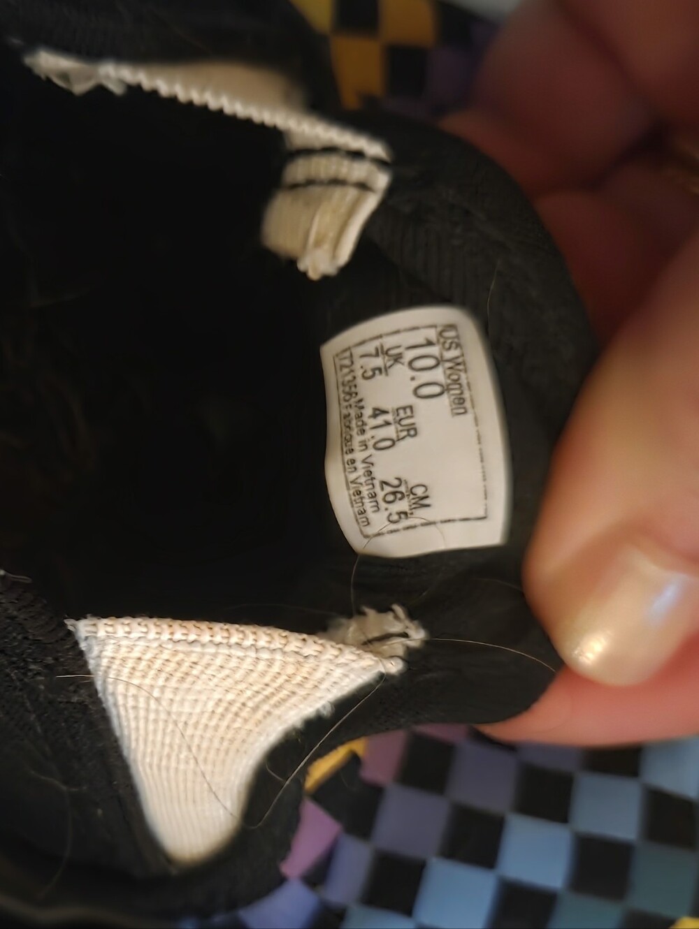 Vans Rainbow Pattern - Picture 2 of 3